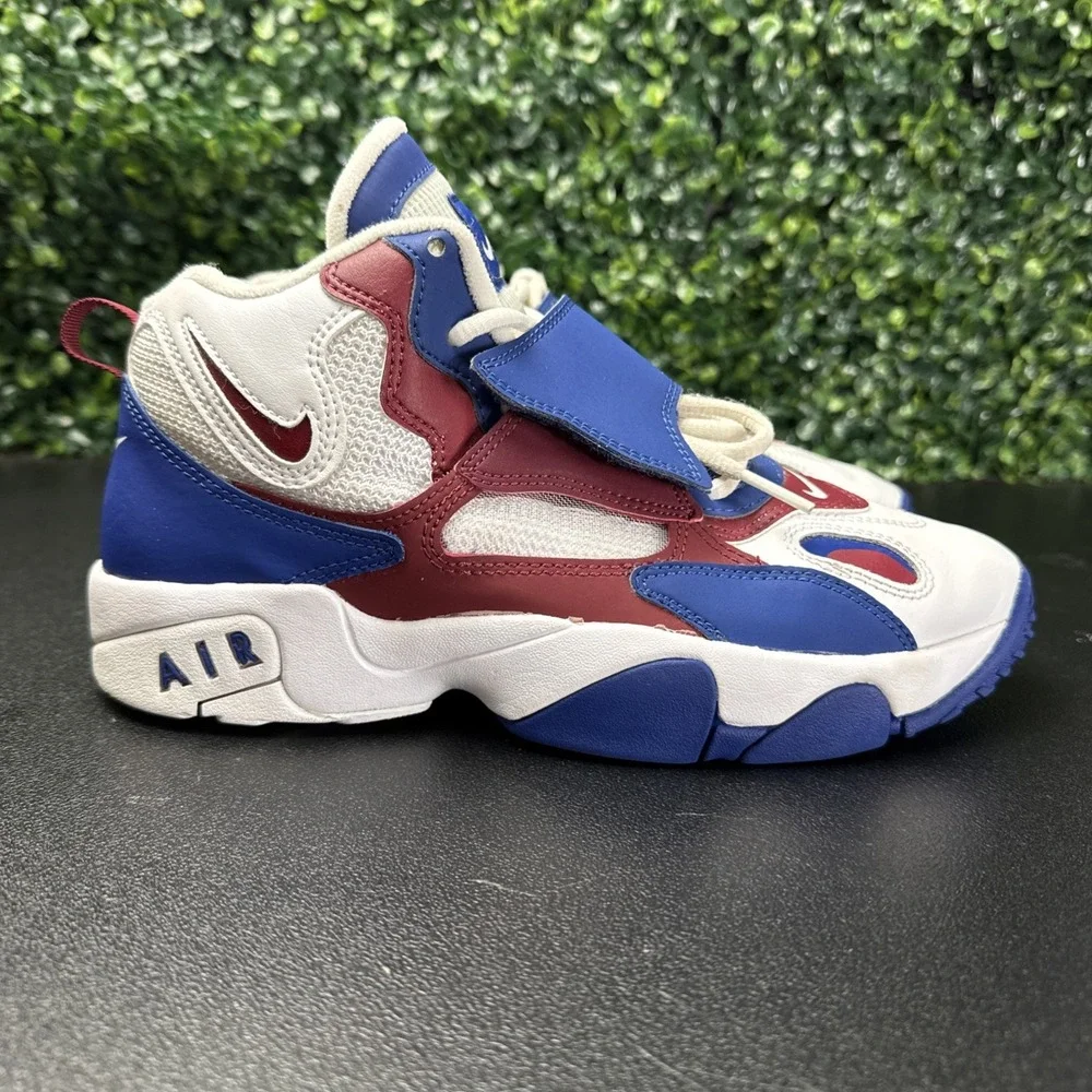 Nike Air Speed Turf Max 96 Shoes Boys Size 7Y White Blue Red Sneakers DZ4449-100
